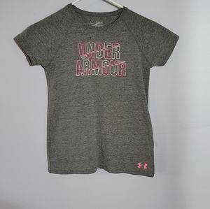 Girls ss under armour top size med